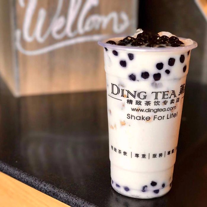 Ding Tea là thương hiệu trà sữa nổi tiếng của Đài Loan tại Việt Nam (Ảnh: Foody)